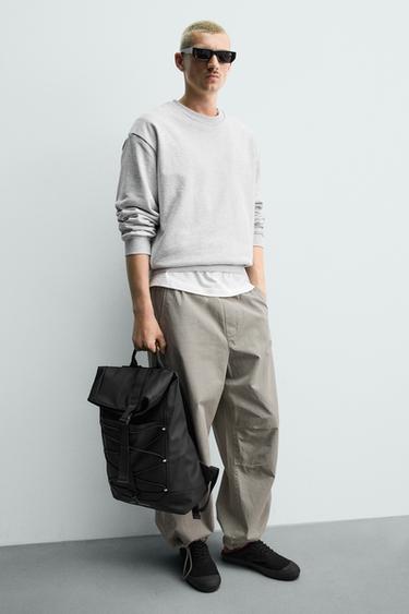 Zara Прорезиненный рюкзак из высокотехнологичной ткани
