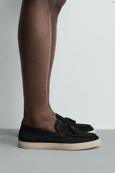 Zara Повседневные кожаные лоферы с кисточками купить с доставкой.