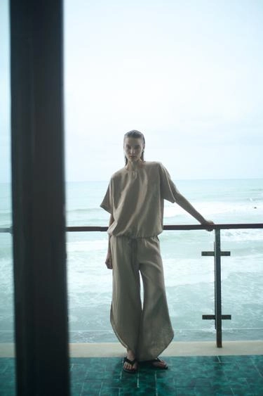 Топ из 100% льна на шнурках — коллекция Zara «Zw»- Заказать в России