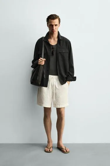 Шорты Relaxed Fit из струящейся ткани