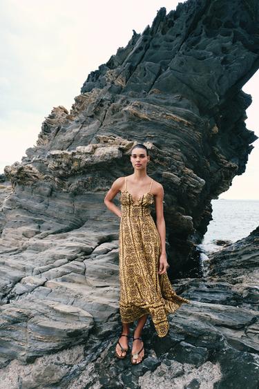Zara Платье миди с вышивкой ришелье и вырезами
