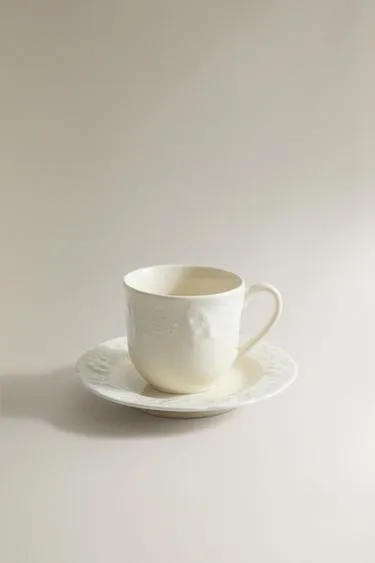 Кофейная чашка и блюдце из фарфора grape porcelain