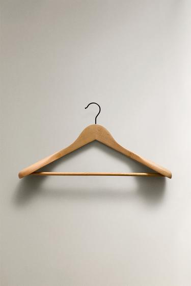 Zara Деревянная вешалка для одежды