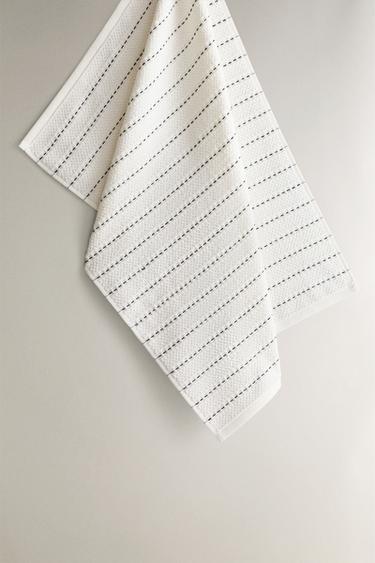 Zara Хлопковое вафельное полотенце для чая купить с доставкой.