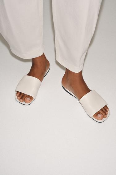 Zara Кожаные сандалии на плоской подошве
