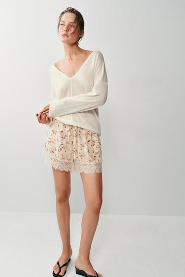 Zara Шорты с цветочным принтом и кружевом купить с доставкой.