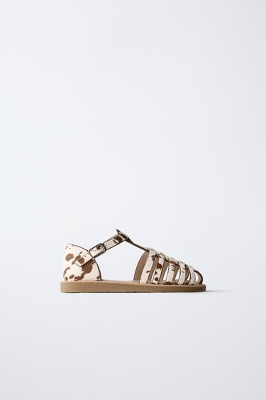Zara Сандалии-клетка с животным принтом купить с доставкой.
