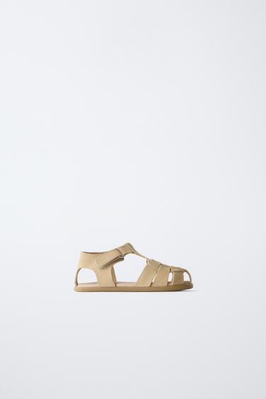 Zara Плетеные кожаные сандалии купить с доставкой.