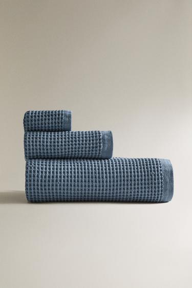 Zara Вафельное хлопковое банное полотенце