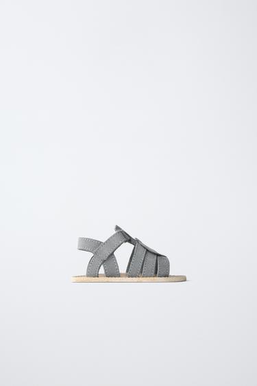 Zara Кожаные сандалии FISH купить с доставкой.