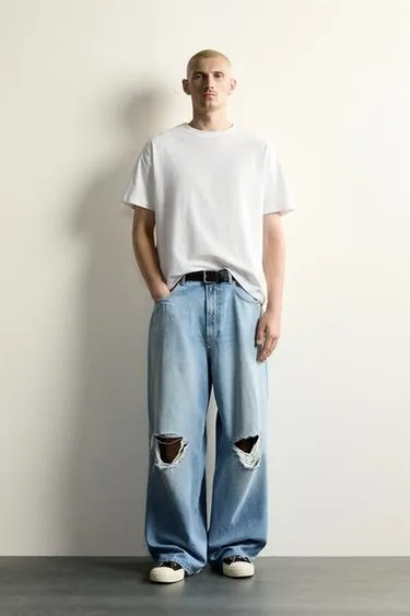 Джинсы Baggy с разрезами