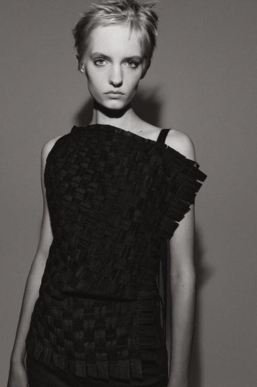 Zara АCимметричный топ — коллекция ZARA «ZW» купить с доставкой.