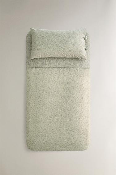Zara Детское покрывало с цветочным принтом