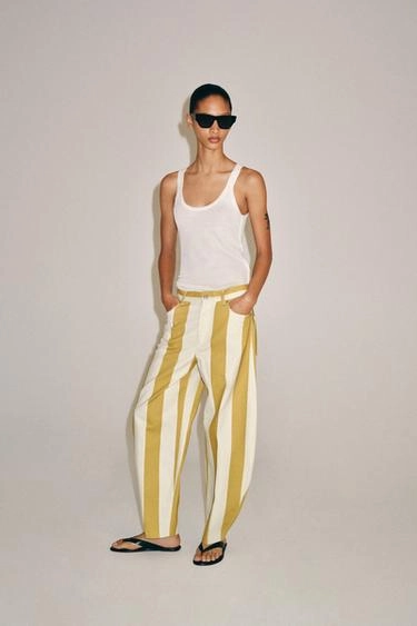 Джинсы Tapered с высокой посадкой и принтом — коллекция Zara «Zw»