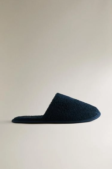 Bathroom towel slippers