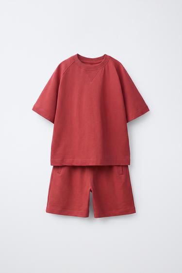 Zara Комплект из футболки и шортов купить с доставкой.