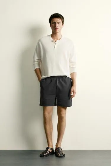 Шорты Regular Fit с текстурой Seersucker