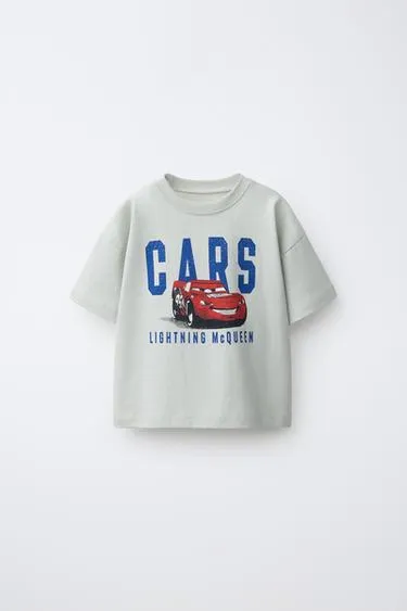 Футболка с принтом Cars Lightning Mcqueen © Disney/Pixar- Заказать в России
