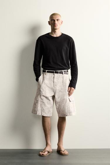 Шорты карго Relaxed Fit с абстрактным принтом