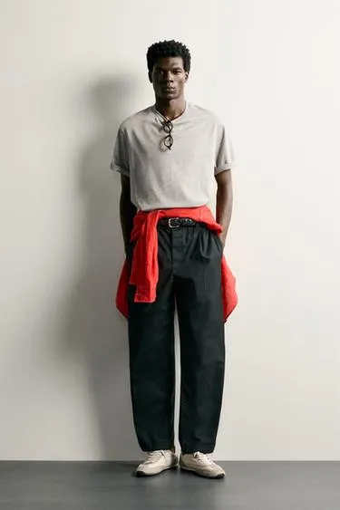 Брюки Relaxed Fit со складками