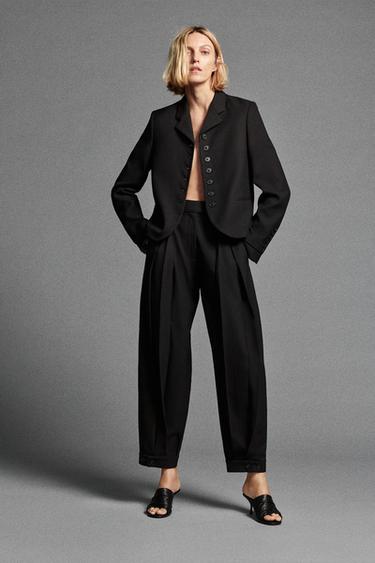 Zara Кожаные босоножки на каблуке