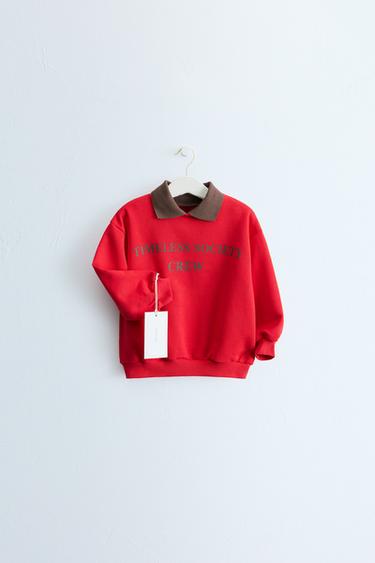 Zara Timeless — толстовка-поло с текстовым принтом- Заказать в России