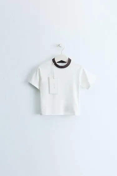 Zara Timeless — футболка с контрастным воротником- Заказать в России