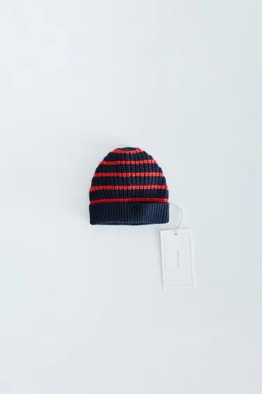 Zara Timeless — шапка бини в полоску из хлопка и шерсти