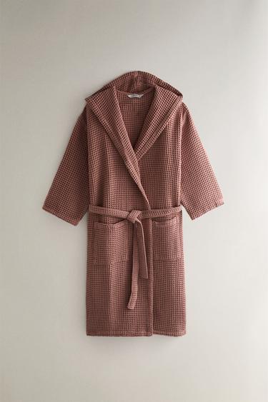 Zara Хлопковый халат с вафельной текстурой купить с доставкой.