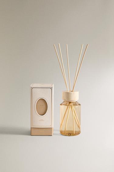 Zara Аромадиффузор ROSE ET PIVOINE (360 мл) купить с доставкой.
