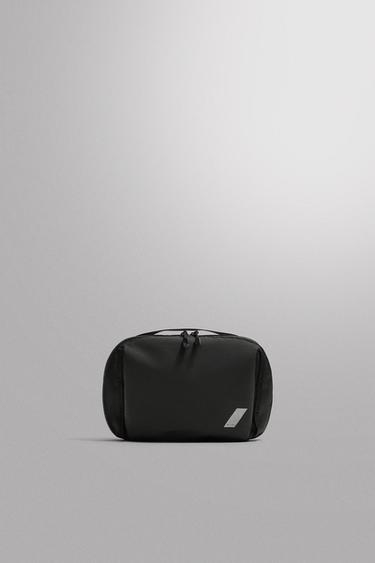 Zara Спортивная косметичка купить с доставкой.