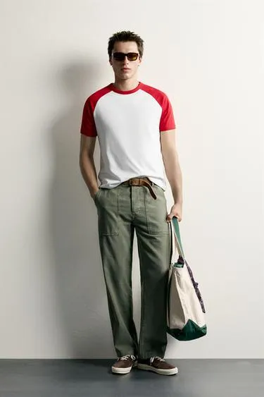 Футболка Relaxed Fit в стиле колор-блок- Заказать в России