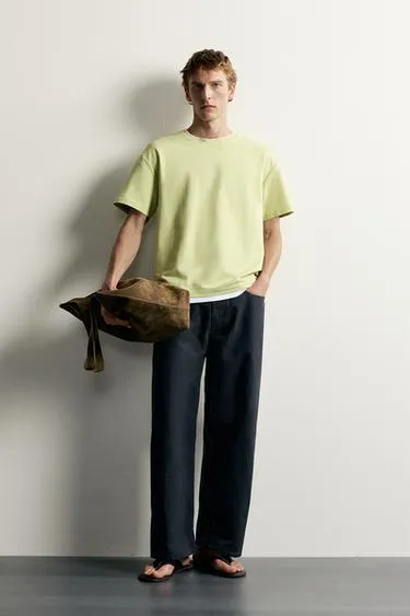 Футболка Relaxed Fit с контрастными деталями
