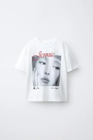Футболка с фотопринтом Jennie ©™- Заказать в России
