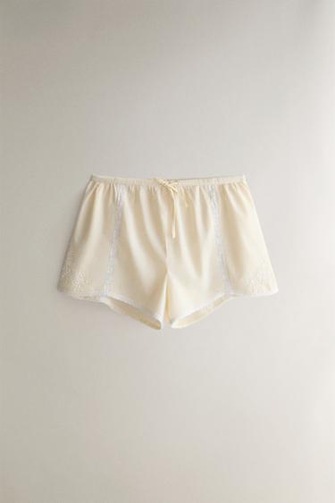 Zara Хлопковые шорты с вышивкой и кружевом