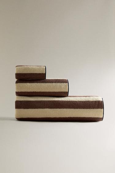 Zara Хлопковое полотенце для ванной в полоску с оверлоком купить с доставкой.