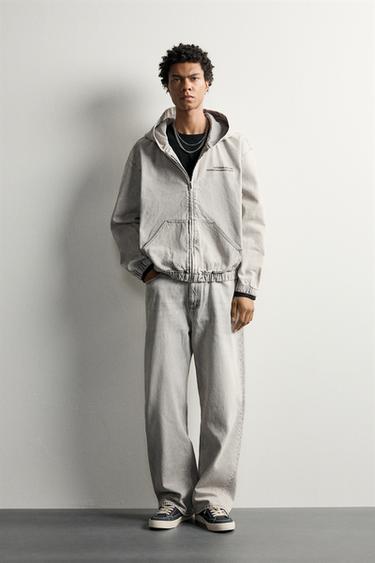 Zara Джинсовая куртка с капюшоном и вышивкой