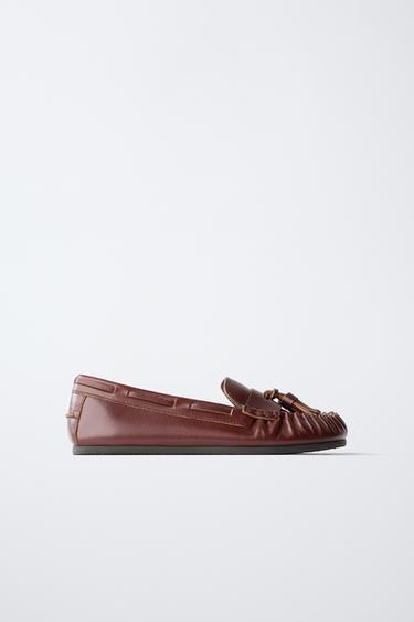 Zara Кожаные лоферы с кисточками