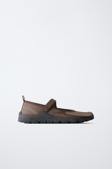 Zara Спортивные балетки в стиле BAREFOOT купить с доставкой.