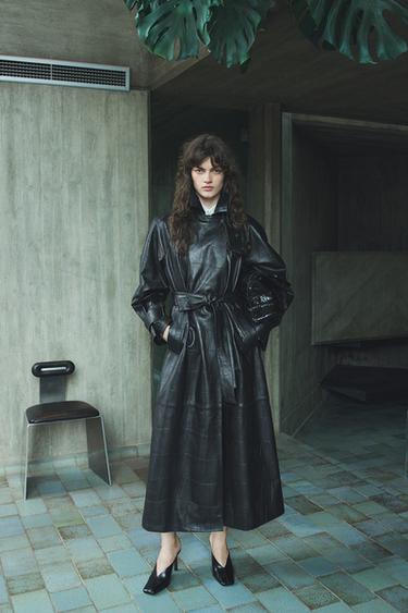 Zara Кожаная сумка-шопер с принтом