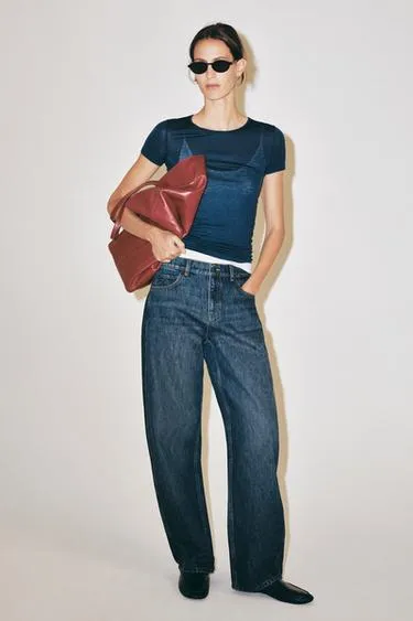 Джинсы Curved прямого кроя со средней посадкой — коллекция Zara «Zw»- Заказать в России
