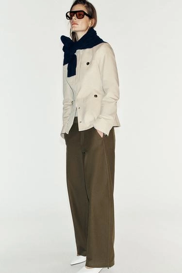 Fitted high neck jacket- Заказать в России