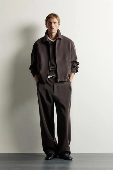 Relaxed fit pleated jacket