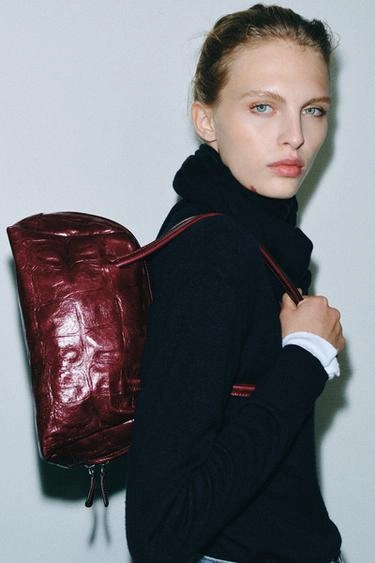 Текстурированная кожаная сумка-боулинг на плечо