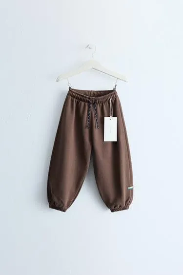 Флисовые джоггеры zara timeless с лейблом
