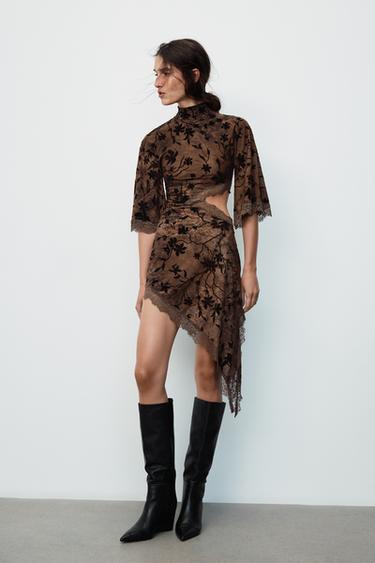 Zara Мини-платье с флокированной тканью и разрезом