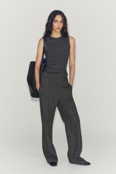 Zara Топ без рукавов в рубчик купить с доставкой.