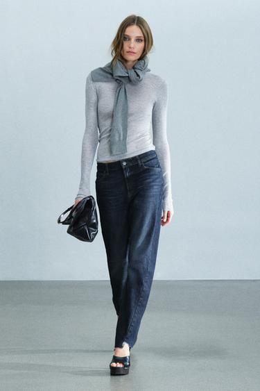 Zara Джинсы ZARA с низкой посадкой и прямыми швами