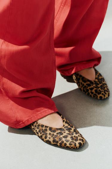 Zara Балетки из кожи с текстурным принтом