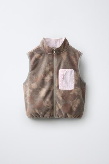 Zara Флисовый жилет с принтом купить с доставкой.